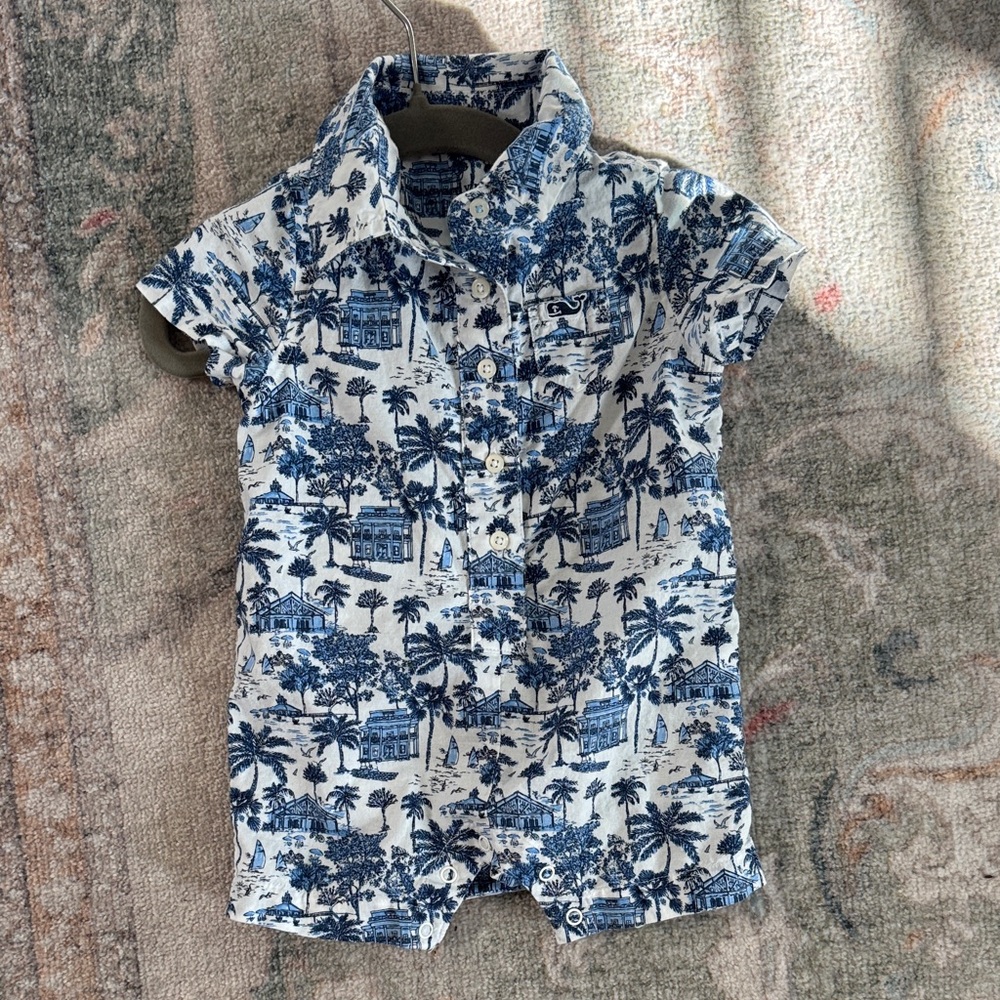 Vineyard Vines Blue and White Baby Shortall